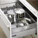 Internal organisation pot and pan drawer